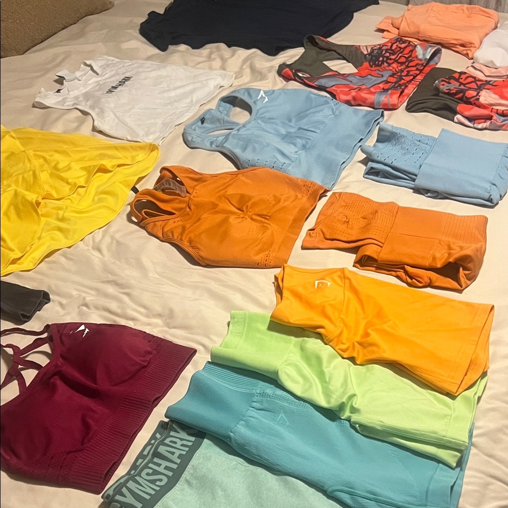 17 pieces! Gymshark Activewear Collection Medium NWT